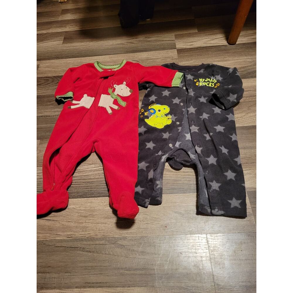 Baby boy fleece pajama bundle Size 6 Month